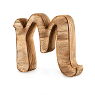 Letra corpórea de madera para señalización y decoración.